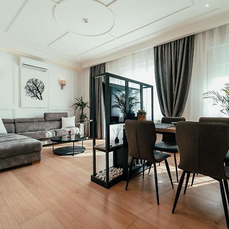 Biarritz Luxury Apartments Belgrado Buitenkant foto